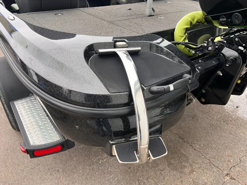 Slide: The Image of Nitro Z18 2018 - 20