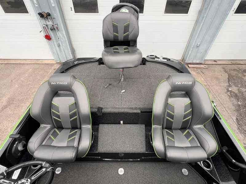 Slide: The Image of Nitro Z18 2018 - 6