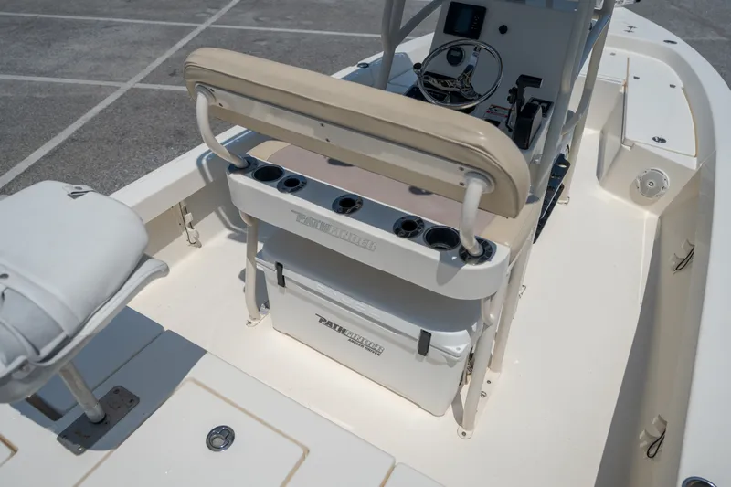 Slide: The Image of Pathfinder 2200 TRS 2016 - 21