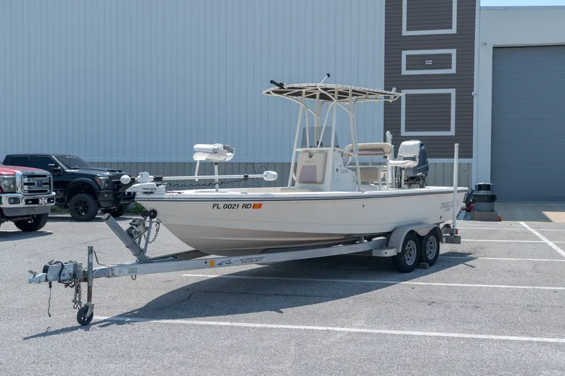 Slide: The Image of Pathfinder 2200 TRS 2016 - 1