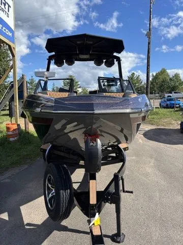 Slide: The Image of Tigé 25ZX 2023 - 3