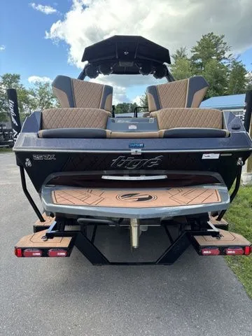 Slide: The Image of Tigé 25ZX 2023 - 7