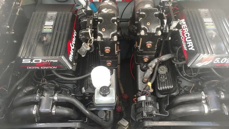 Slide: The Image of Sea Ray 290 Sundancer 2001 - 20