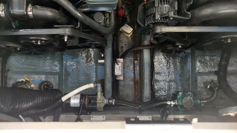 Slide: The Image of Sea Ray 290 Sundancer 2001 - 21