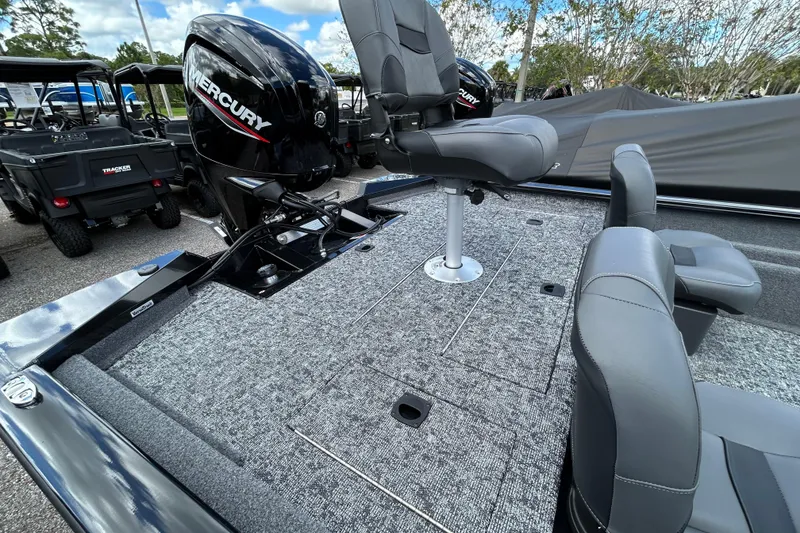 Slide: The Image of 2026 Tracker Pro Team 175 Crappie Edition boat with Mercury engine and seating. - 6