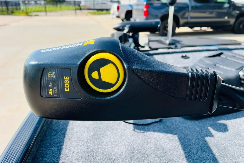 Slide: The Image of Minn Kota Edge trolling motor on 2026 Tracker Bass Tracker Classic XL boat. - 9