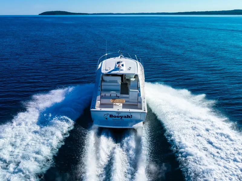 Slide: The Image of Tiara 4300 Open 2020 - 11