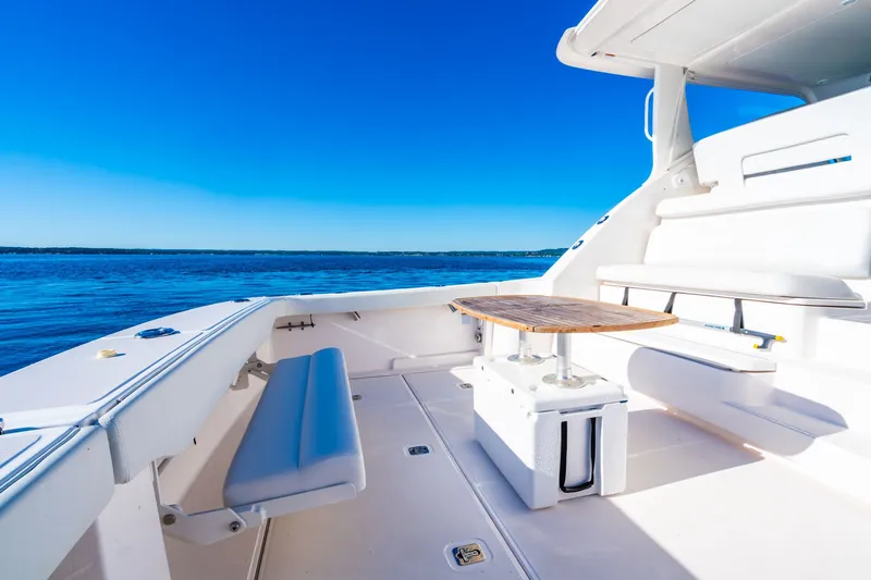 Slide: The Image of Tiara 4300 Open 2020 - 15