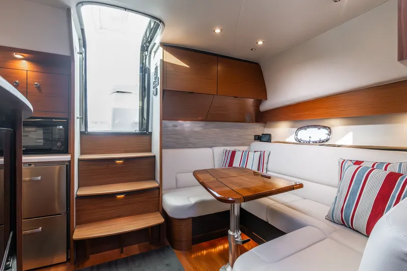 Slide: The Image of Tiara 4300 Open 2020 - 34