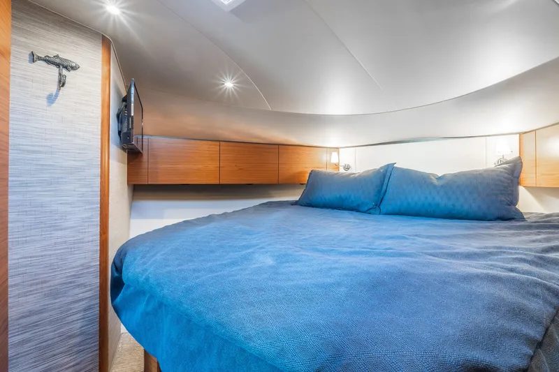 Slide: The Image of Tiara 4300 Open 2020 - 46