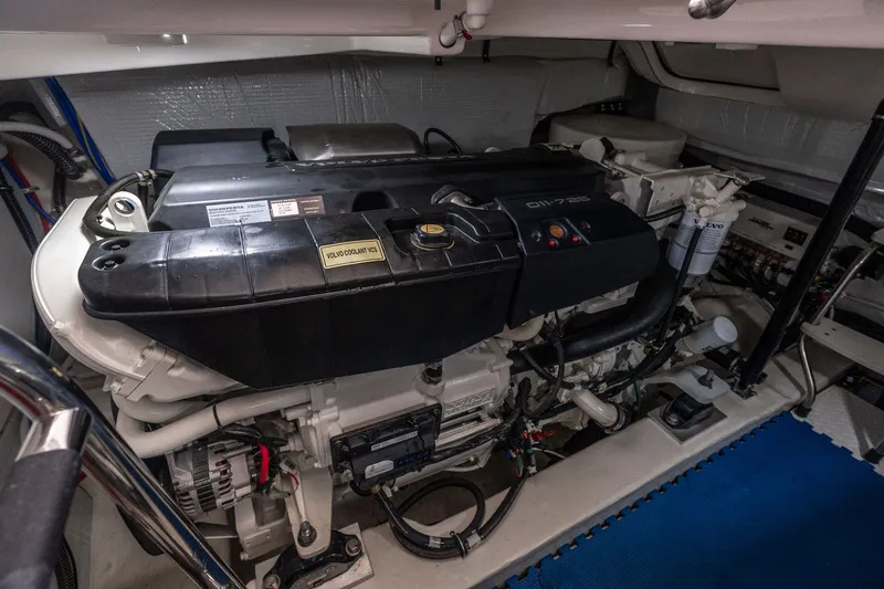 Slide: The Image of Tiara 4300 Open 2020 - 48