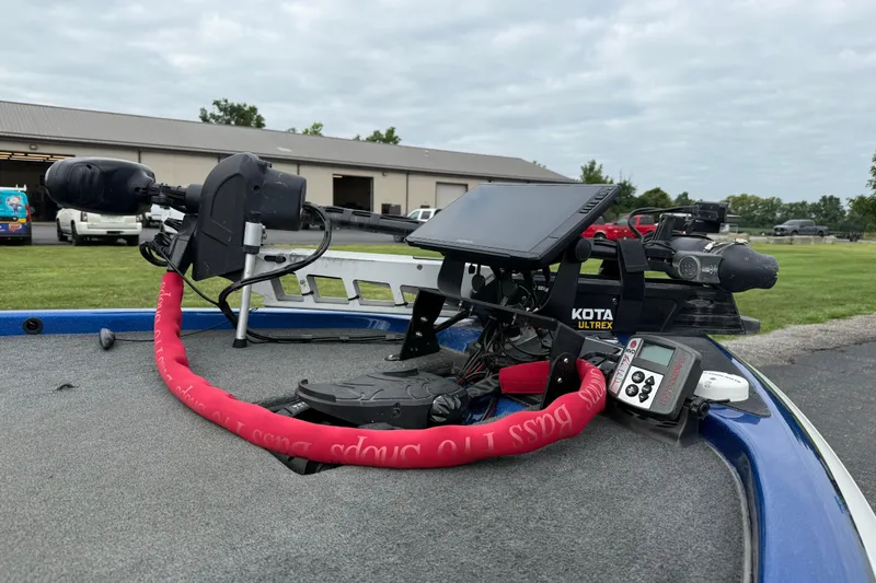 Slide: The Image of Fishing boat with advanced electronics and trolling motor, SKEER ZX190, 2018 model. - 12