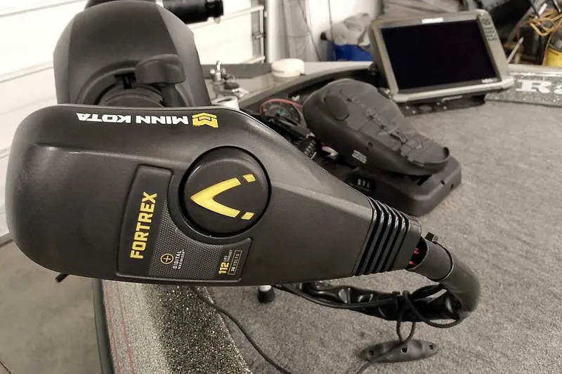 Slide: The Image of Minn Kota Fortrex trolling motor on 1996 Ranger 487VS boat deck. - 11