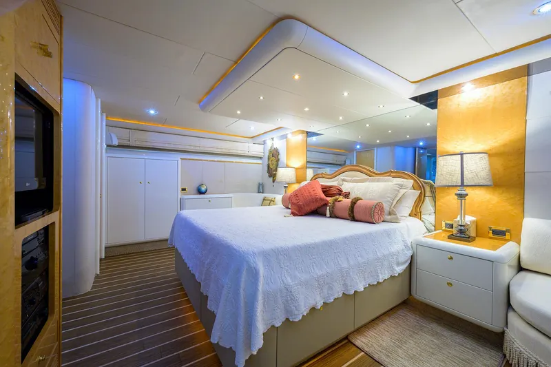 Slide: The Image of Lazzara 80 LOST TEXAN - Master Stateroom Berth - 15