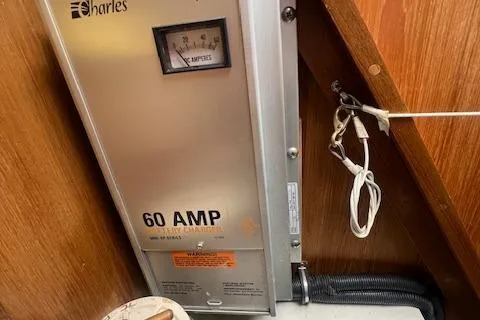 Slide: The Image of 60 AMP electrical panel inside 2003 Catalina 470 Sloop with Wing Keel. - 40