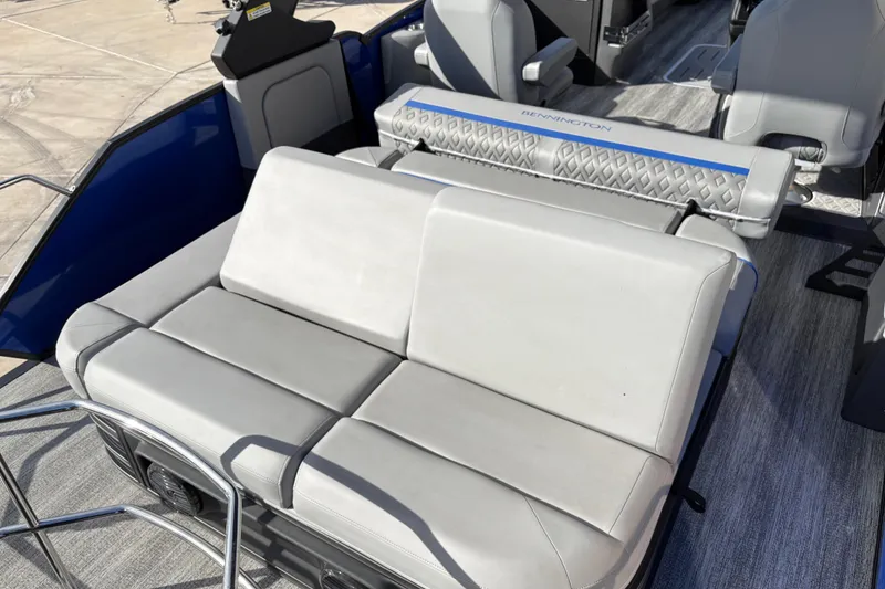 Slide: The Image of 2026 Bennington 26 MCSB boat interior with luxurious seating and modern design. - 15