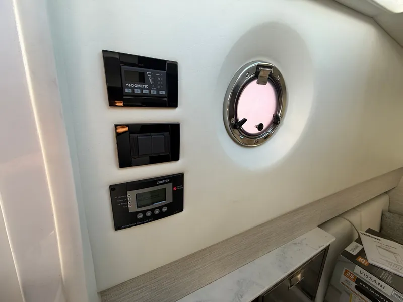 Slide: The Image of Cruisers 34 GLS OB 2022 - 33