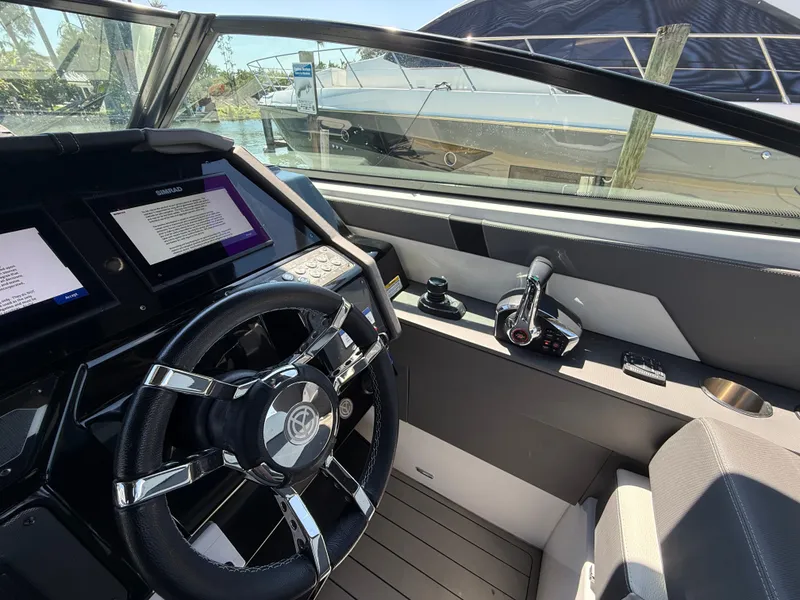 Slide: The Image of Cruisers 34 GLS OB 2022 - 51