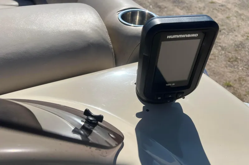 Slide: The Image of Humminbird fish finder on 2014 Misty Harbor 2285 Biscayne Bay CU boat console. - 31