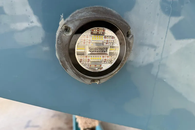 Slide: The Image of Underwater light on 2023 Front Runner 33 CC boat hull. - 10