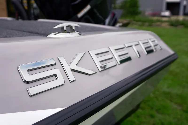 Slide: The Image of 2026 Skeeter ZXR20 SE boat with chrome logo on deck. - 14