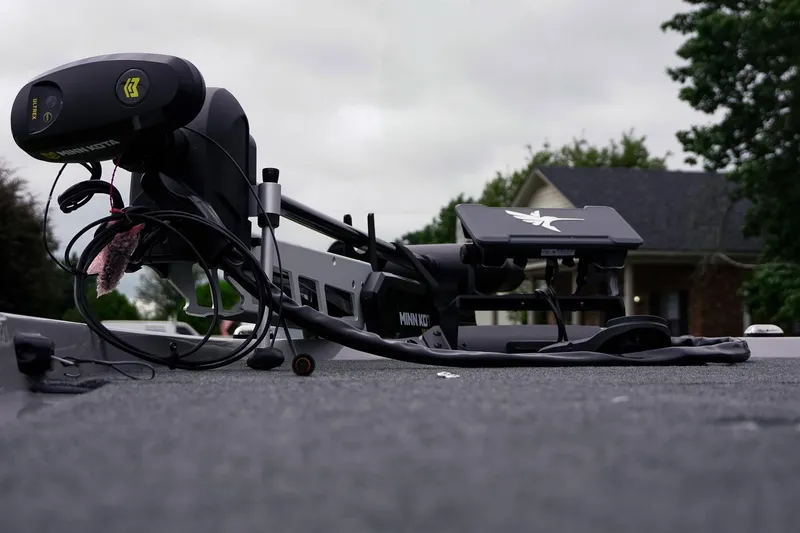 Slide: The Image of 2026 Skeeter ZXR20 SE boat with Minn Kota trolling motor on deck. - 16