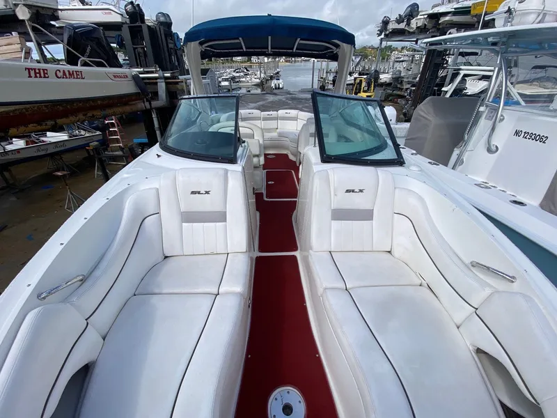 Slide: The Image of Sea Ray 300 SLX 2009 - 9