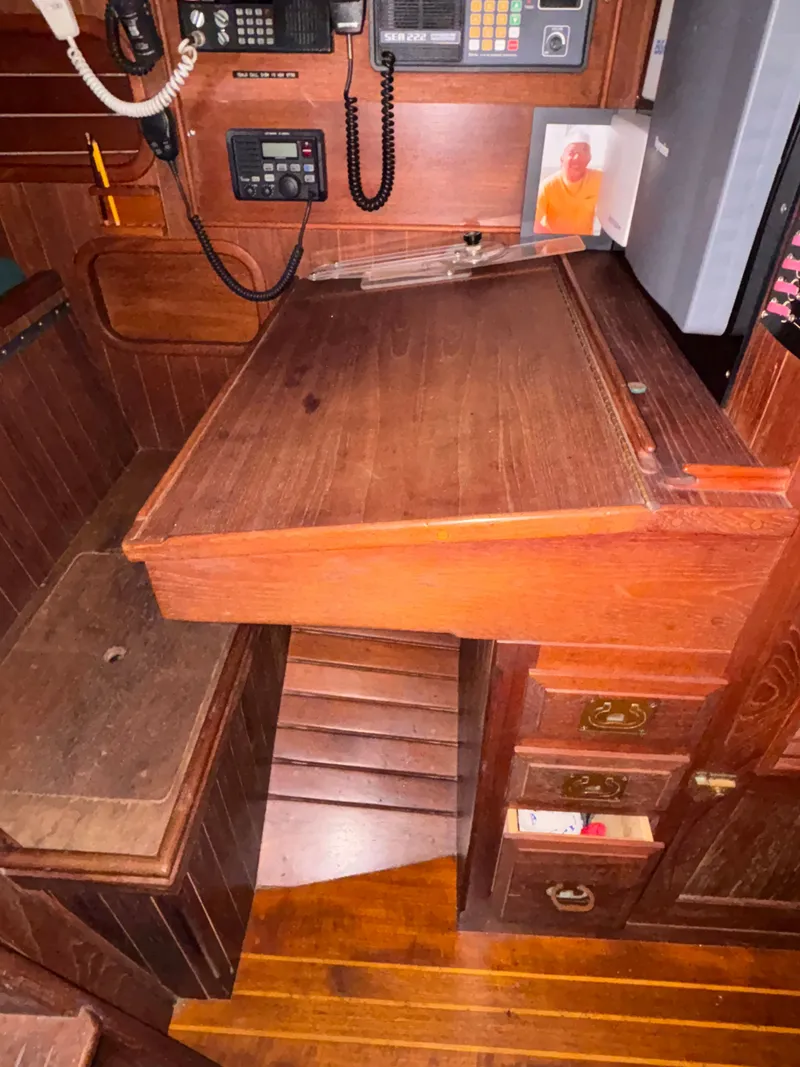 Slide: The Image of Shannon 38 1983 - 42