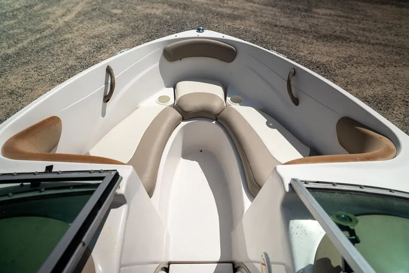 Slide: The Image of Four Winns 180 Horizon 2006 - 11