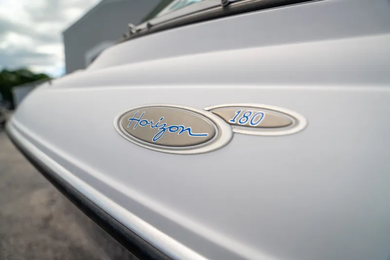 Slide: The Image of Four Winns 180 Horizon 2006 - 3