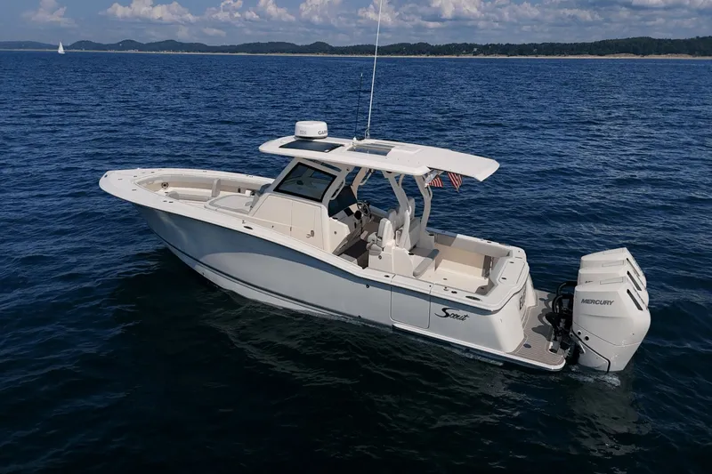 Slide: The Image of Scout 355 LXF 2024 - 10