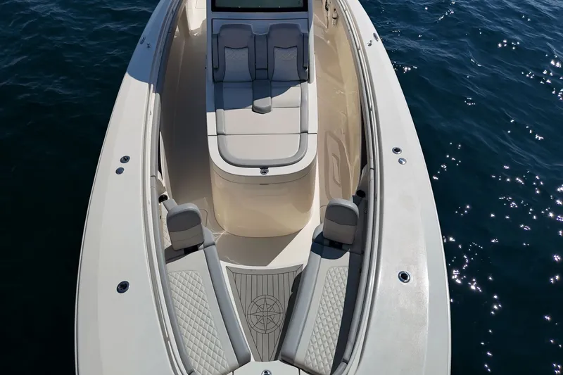 Slide: The Image of Scout 355 LXF 2024 - 20