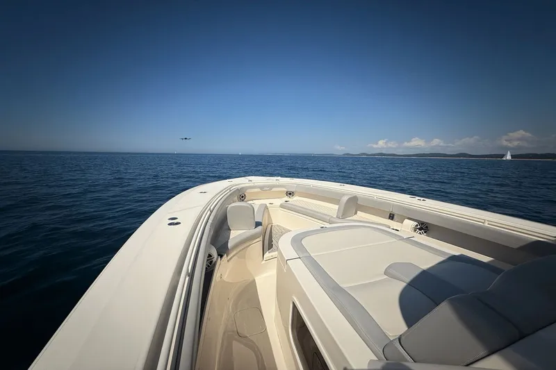 Slide: The Image of Scout 355 LXF 2024 - 30