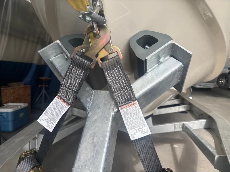 Slide: The Image of Scout 355 LXF 2024 - 61