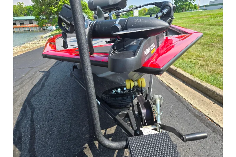 Slide: The Image of 2020 Tracker Pro Team 195 TXW Tournament Edition boat on trailer, featuring Minn Kota motor. - 6