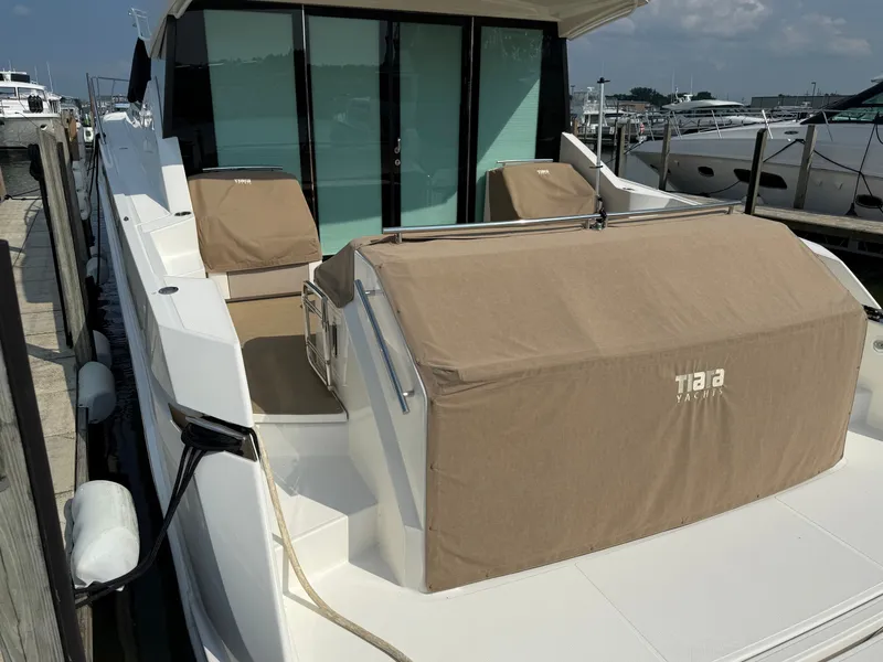 Slide: The Image of Tiara 50 Coupe 2014 - 4