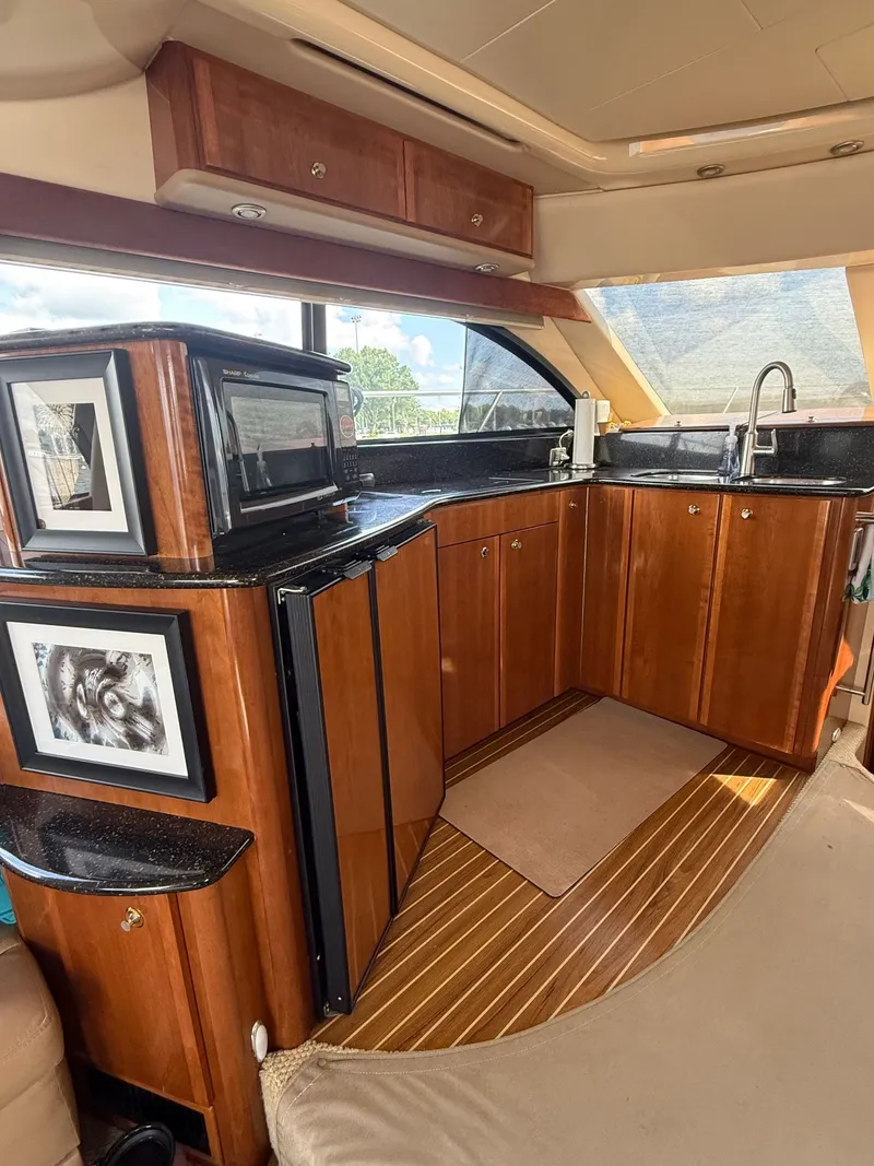 Slide: The Image of Meridian 411 Sedan 2007 - 16