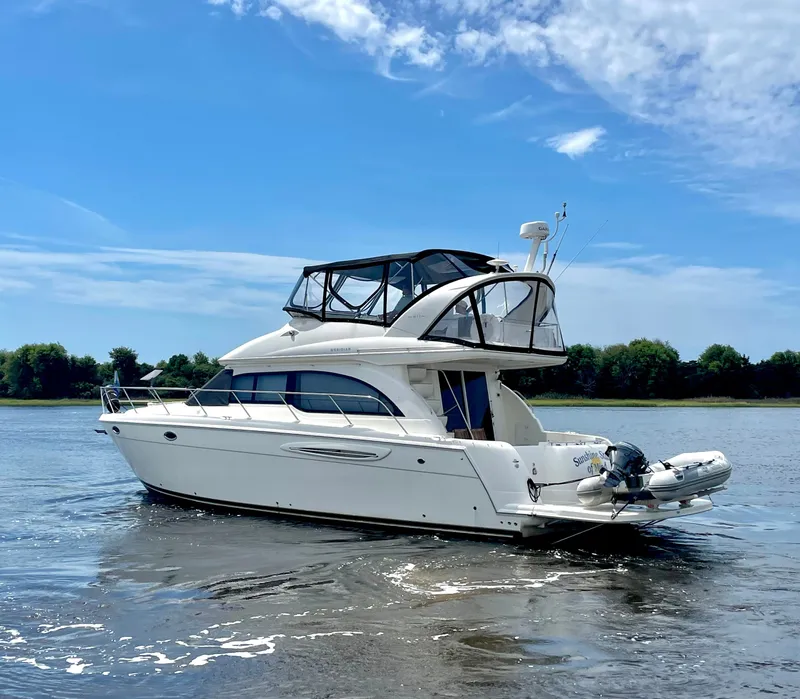 Slide: The Image of Meridian 411 Sedan 2007 - 4