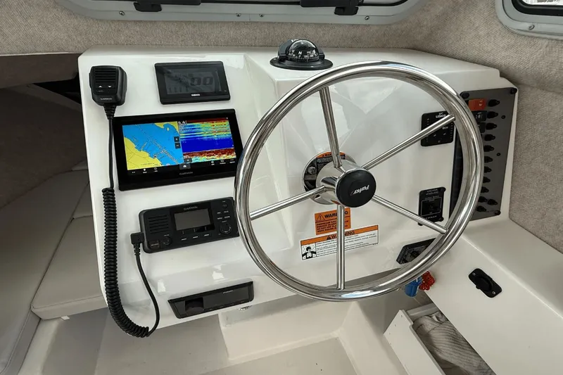 Slide: The Image of Parker 2320 Sport Cabin 2023 - 16