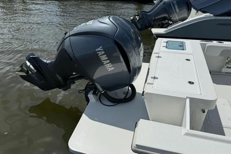 Slide: The Image of Parker 2320 Sport Cabin 2023 - 5