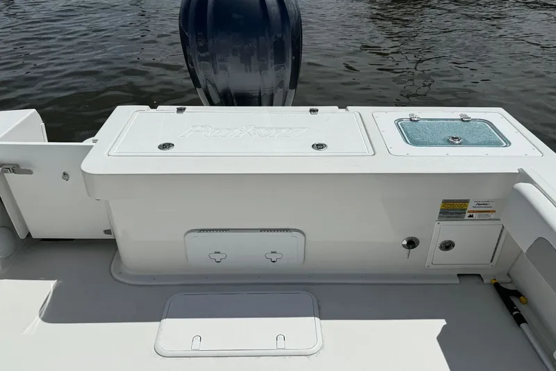 Slide: The Image of Parker 2320 Sport Cabin 2023 - 6