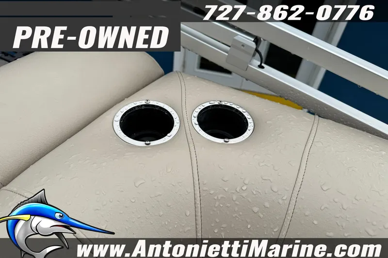 Slide: The Image of Pre-owned 2022 Sun Tracker 22 Sport Fish DLX boat with cup holders, available at Antonietti Marine. - 12