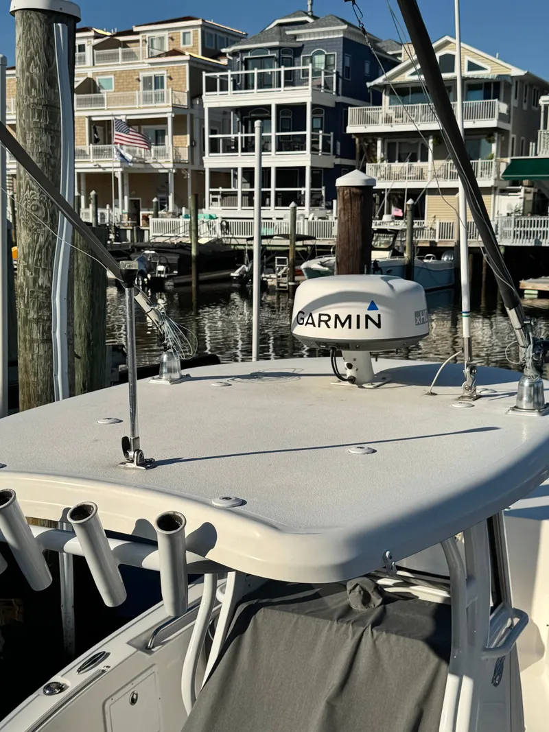 Slide: The Image of Tidewater 252 CC Adventure 2020 - 12