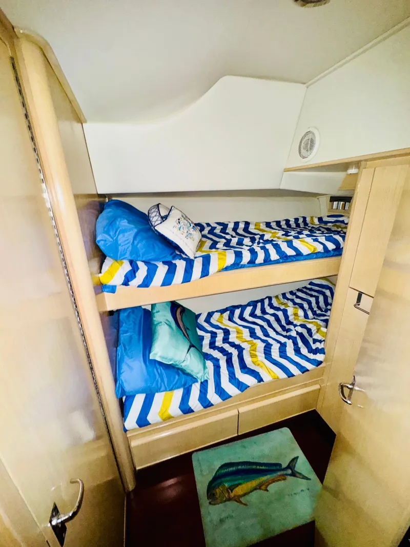 Slide: The Image of Tiara 4300 Convertible 1995 - 10