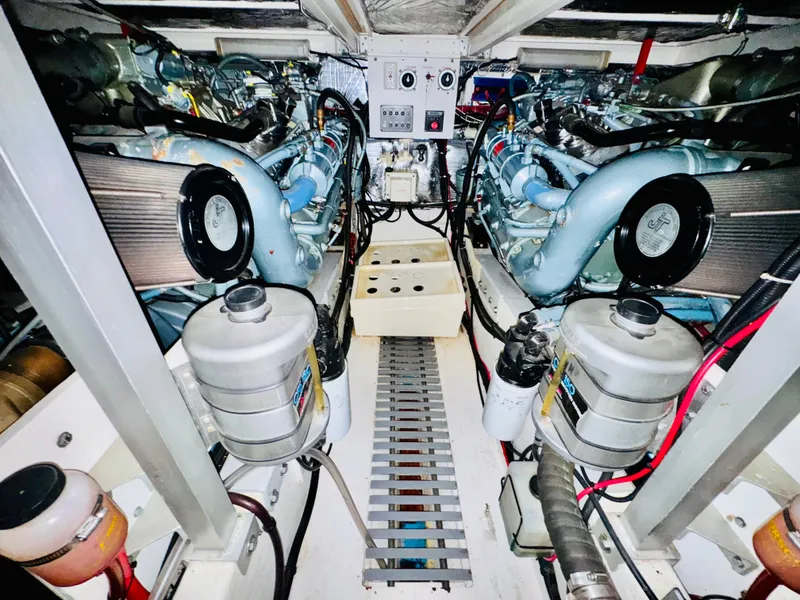 Slide: The Image of Tiara 4300 Convertible 1995 - 21