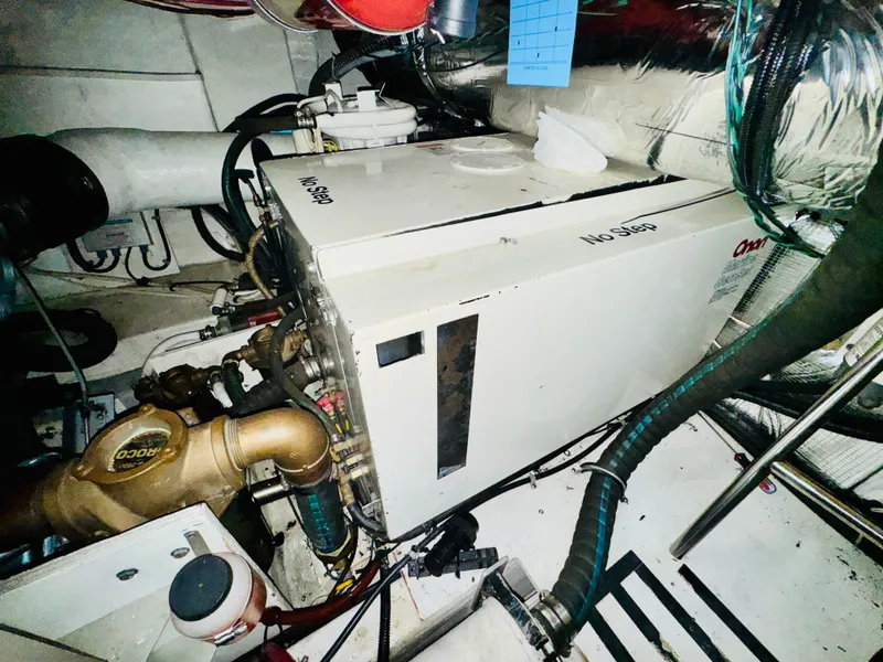 Slide: The Image of Tiara 4300 Convertible 1995 - 23