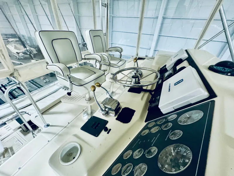 Slide: The Image of Tiara 4300 Convertible 1995 - 31