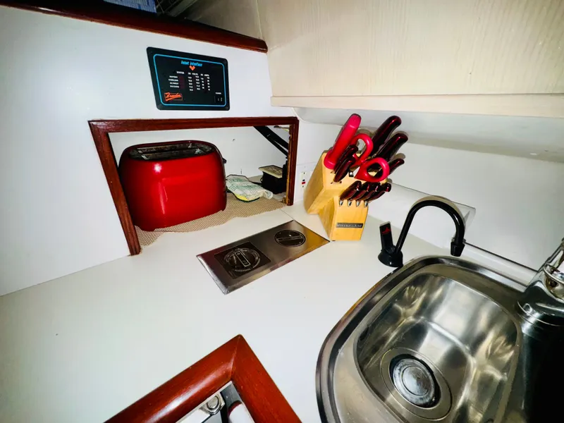 Slide: The Image of Tiara 4300 Convertible 1995 - 56