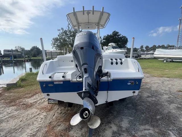 Slide: The Image of Sea Hunt Ultra 211 2017 - 5