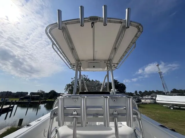 Slide: The Image of Sea Hunt Ultra 211 2017 - 11